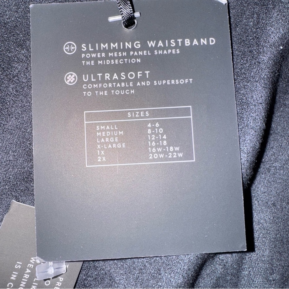 Simply Vera Vera Wang High Rise Legging – Size Medium - Picture 6 of 9